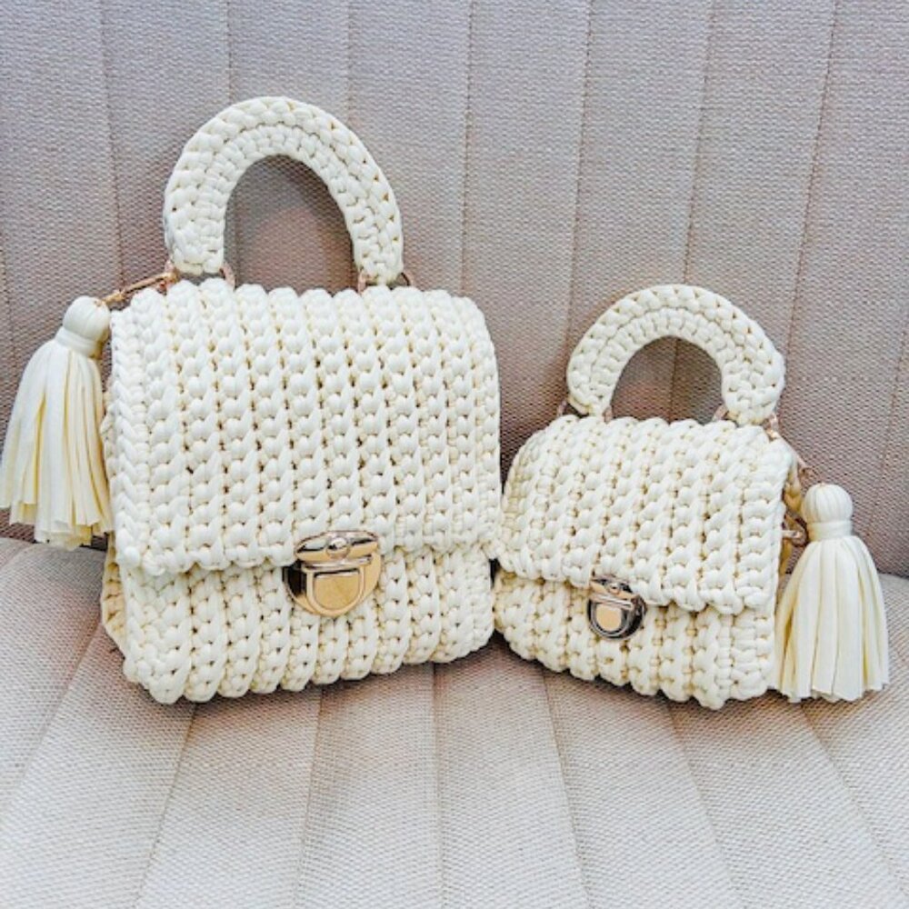 (SOLD) “Mommy and Me” Crochet Bag Set